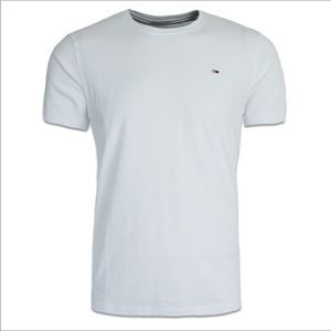 Tommy Hilfiger T shirt